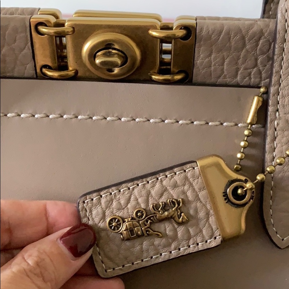 Coach 1941 Troupe Tote 79468 - Picture 7 of 14